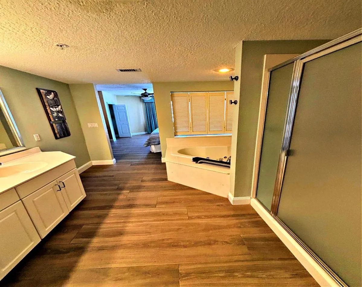 Aparthotel Vacation In Comfort And Luxury - 2Br Oceanview - Wyndham Ocean Walk Resort 2332-0 Daytona Beach United States
